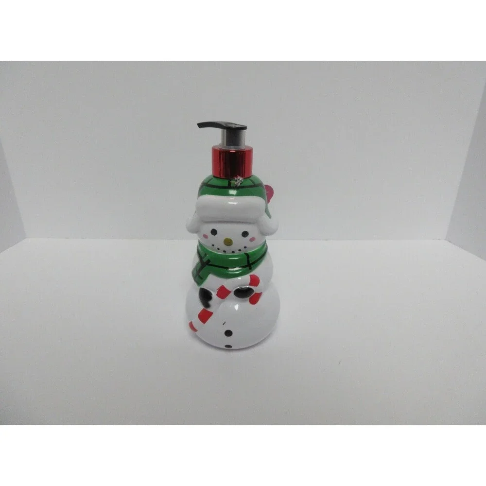 Snowflurries refillable handsoap dispenser Christmas/Holiday 16.9 OZ 500 ML